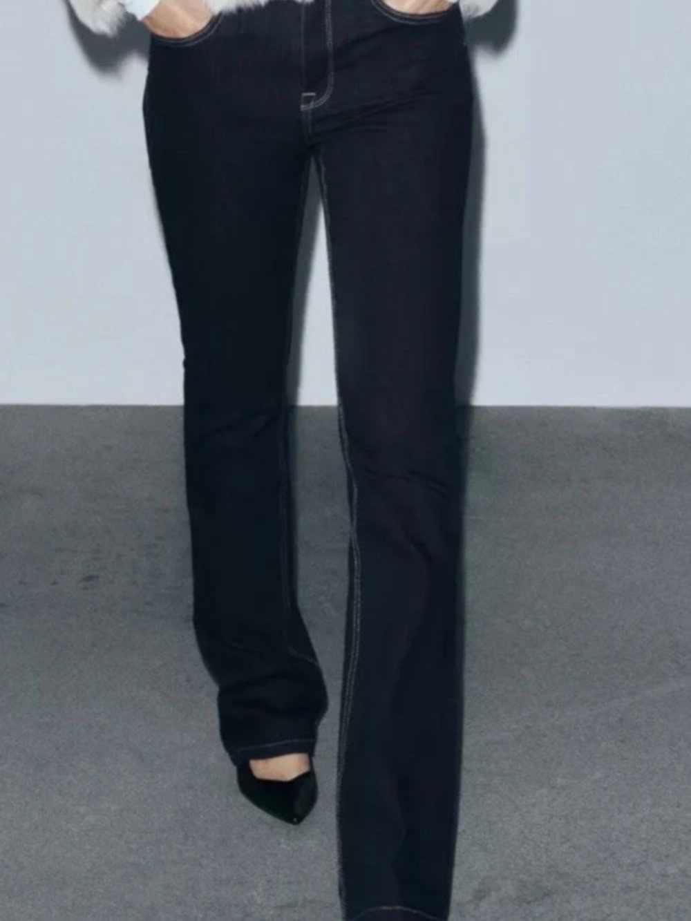 Zara high Rise Bootcut stretch Jeans Womens Blue dark Wash sz 2